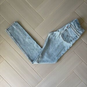 Vintage Levi’s 512 Slim Taper Jeans
Made in 1996 | Size 30x34–see measurements